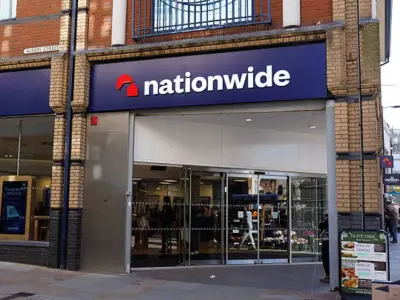 Nationwide customers get £275 windfall as 60,000 join