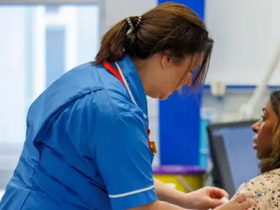NHS: Three groups may wait until November for flu jab