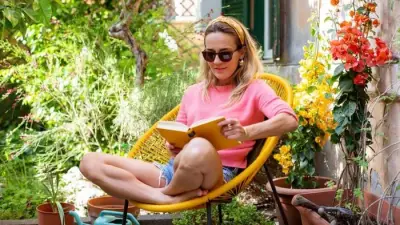 This Week's Book Reviews: IVF Novel, AI Thriller & More