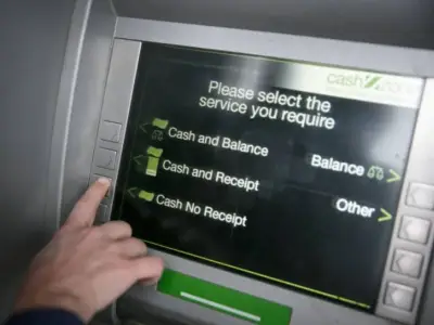 UK banks offer up to £1,025 in switching bonuses
