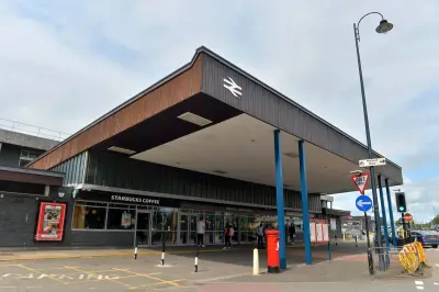 Weekend Rail Disruption: Wolverhampton-Stafford Line Halted