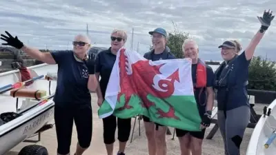 Welsh Warriors rowers tackle 21.6-mile Thames marathon for Marie Curie