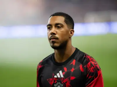 Youri Tielemans apologises for 'clubs above Villa' Man Utd comments