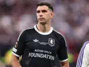 Aston Villa receive new Emi Martinez bid as Juventus circle