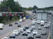 Automatic drivers could get one-hour manual conversion under new call