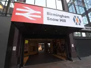 Birmingham Snow Hill line blocked after lorry hits bridge