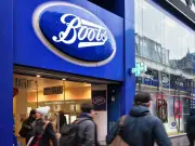 Boots slashes £90 Macmillan beauty advent calendar to £44 in half-price Star Gift deal