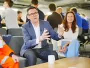 Burnham to push ahead with under-16 social media ban