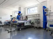 NHS Net Zero rules 'could put patient lives at risk', oncologists warn
