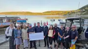 Rescued pilots thank RNLI crews with €10,000 donation