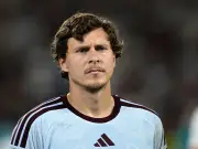 Victor Lindelof deserves chance to replace Ezri Konsa at Aston Villa