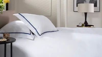 £110 Hotel-Style Cotton Duvet Set Slashed to £33 in Yimbly Sale