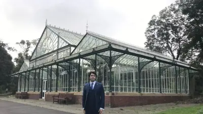 Plan to let park keeper use Hesketh Park conservatory