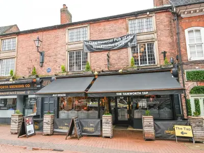 Tamworth's Tamworth Tap crowned UK's best pub for 2026