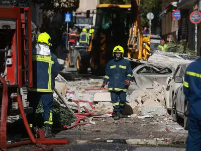 Tourists among five missing after Athens explosion near Acropolis