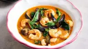 Joe Wicks' Thai Red Curry with Prawns and Aubergine Recipe