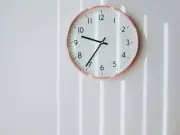 UK clocks go back earlier in 2026: key date and petition update