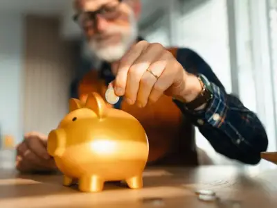 £10k savers urged to switch or lose £300 to inflation