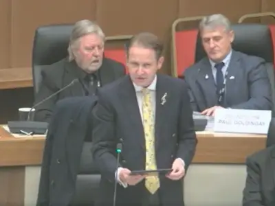 Councillor quits Reform to sit as independent on two authorities