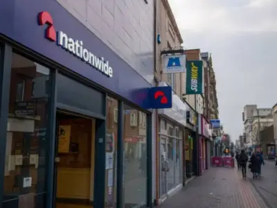 Nationwide warns students: £100 cash offer ends October 22