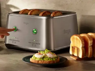 Sage Eye Q Auto toaster uses optic sensors to stop burnt toast