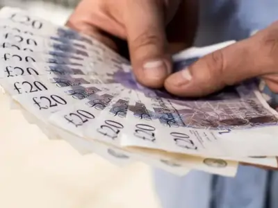 UK savers can earn £215 more by switching to top fixed-rate accounts