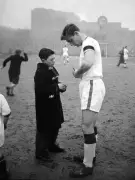 Manchester United honour Duncan Edwards on 90th birthday