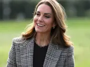 Princess Kate's £1k Max Mara blazer look for under £50 at Roman